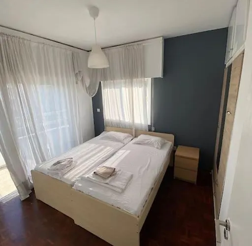 Διαμέρισμα Paradise Homes 11 *